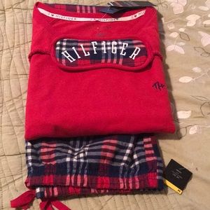 Tommy Hilfiger pajama set